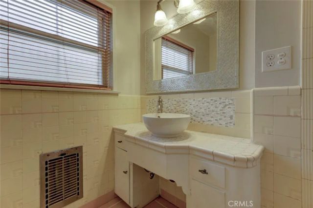 1368 Spazier, Glendale, CA 91201
