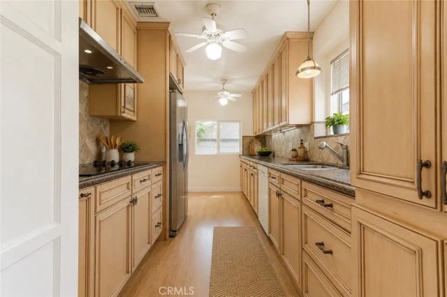 1368 Spazier, Glendale, CA 91201