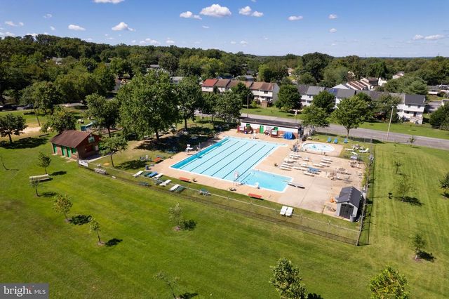 533 CHALET DR W, Millersville, MD 21108