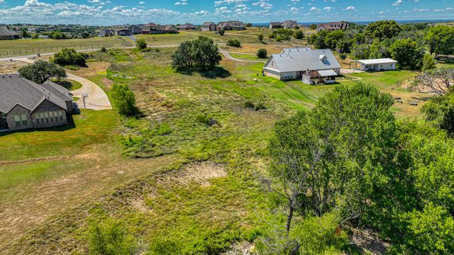 393 Canyon Creek Circle, Weatherford, TX 76087
