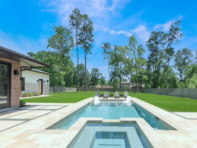 27402 W Balsam Fir, Spring, TX 77386