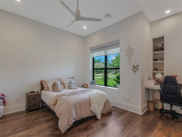 27402 W Balsam Fir, Spring, TX 77386