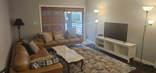 9235 SW 8th Street 202, Boca Raton, FL 33428