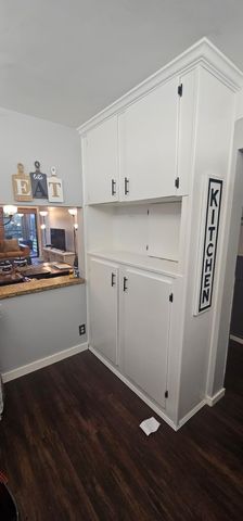 9235 SW 8th Street 202, Boca Raton, FL 33428