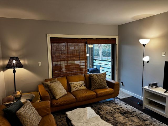 9235 SW 8th Street 202, Boca Raton, FL 33428