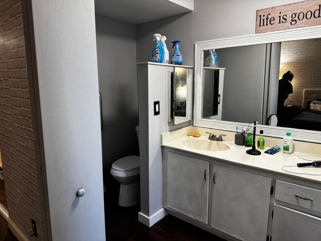 9235 SW 8th Street 202, Boca Raton, FL 33428