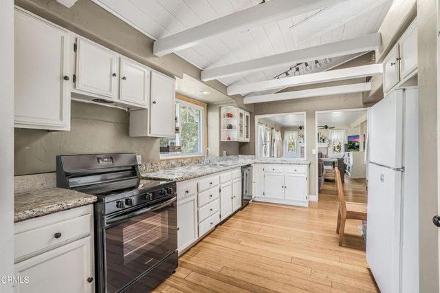 20176 S Mountain Road, Santa Paula, CA 93060