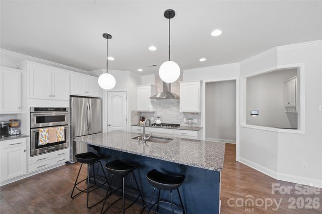 10511 Honeyfur Court, Charlotte, NC 28278