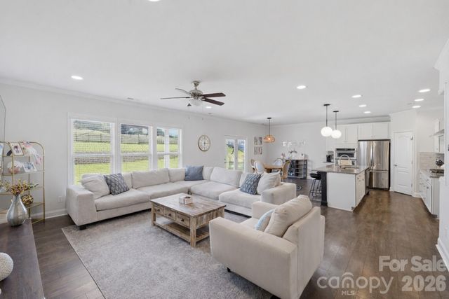 10511 Honeyfur Court, Charlotte, NC 28278