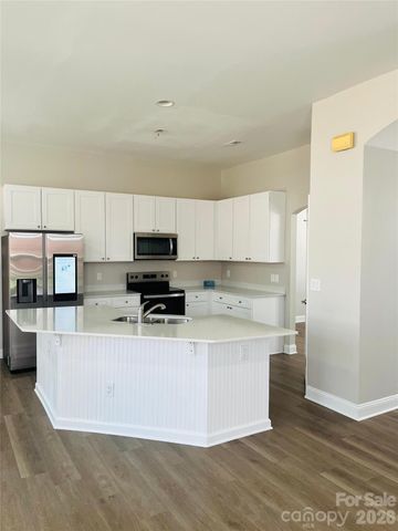 4630 Appley Mead Lane, Charlotte, NC 28269