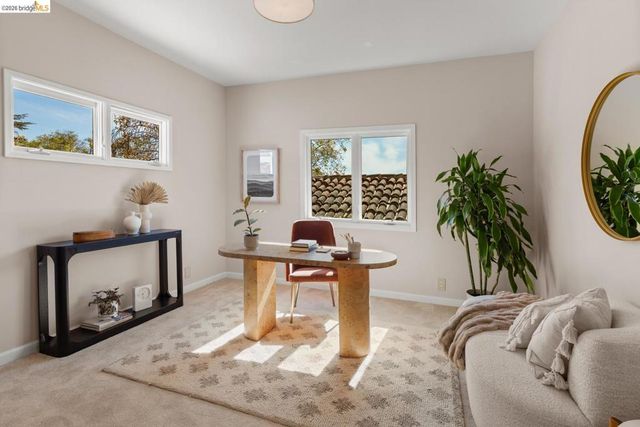 685 Oberlin Ave, Kensington, CA 94708