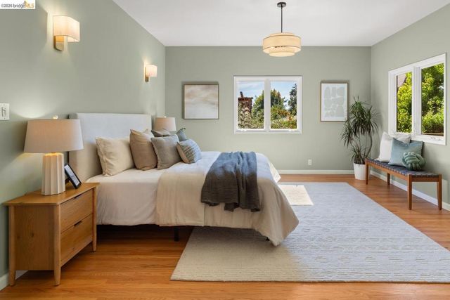 685 Oberlin Ave, Kensington, CA 94708