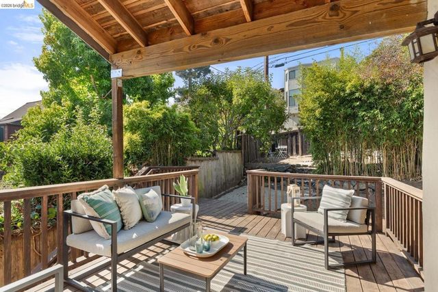 685 Oberlin Ave, Kensington, CA 94708