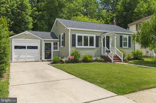 64 EDISON RD, Cherry Hill, NJ 08034