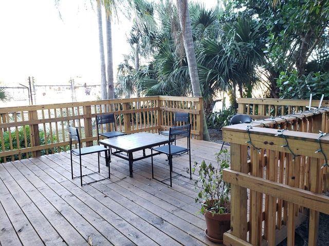 523 24TH Street 8, West Palm Beach, FL 33407