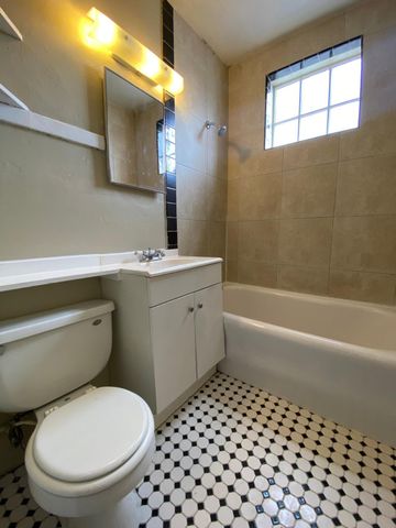 523 24TH Street 8, West Palm Beach, FL 33407