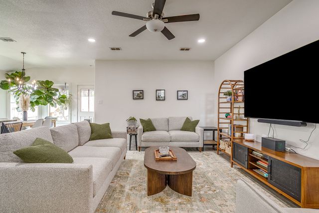 100 Tall Meadow Street, Azle, TX 76020