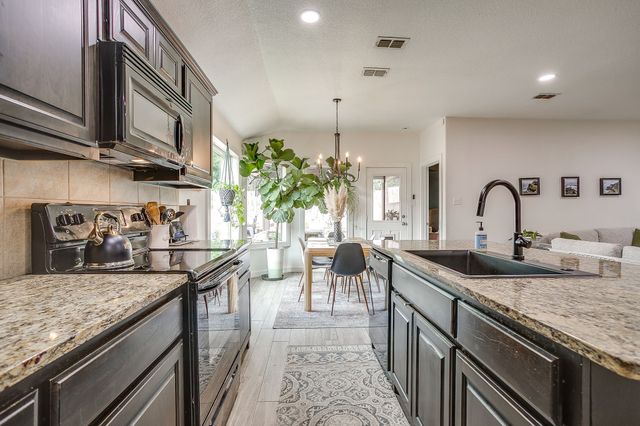 100 Tall Meadow Street, Azle, TX 76020