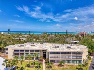 225 HOURGLASS WAY 101, Sarasota, FL 34242