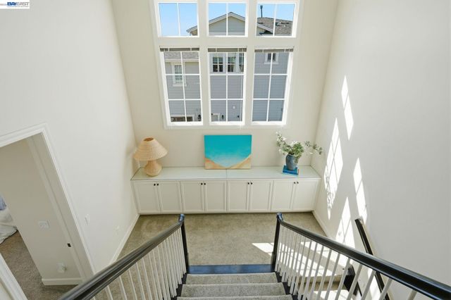 201 Willowbrook Ln, Moraga, CA 94556