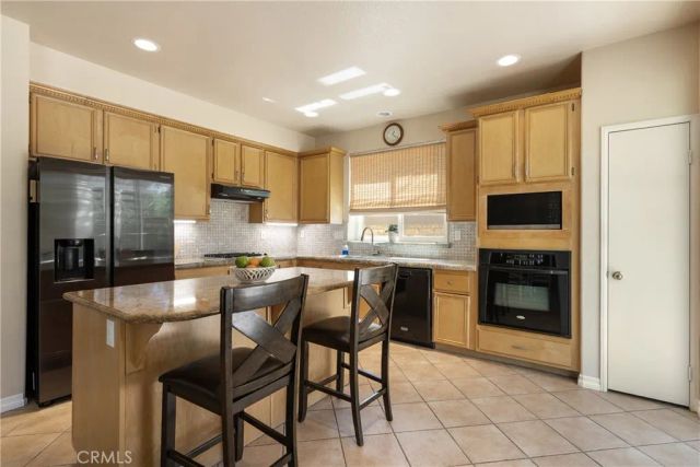 30511 Corsica, Castaic, CA 91384