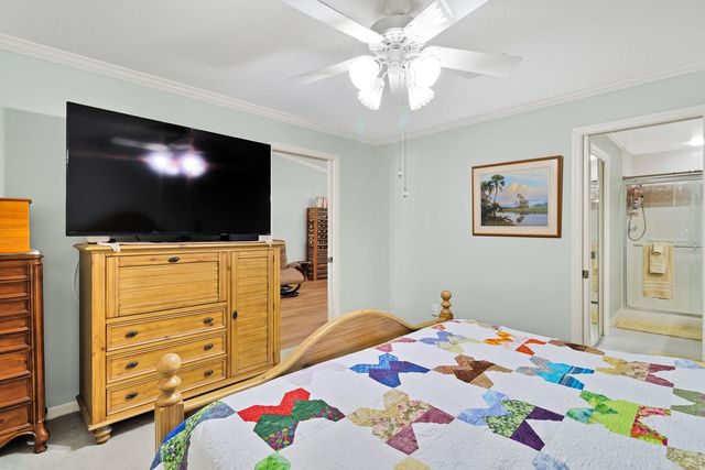 830 Lake Orchid Circle 207, Vero Beach, FL 32962
