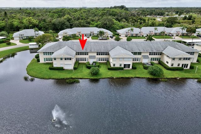 830 Lake Orchid Circle 207, Vero Beach, FL 32962