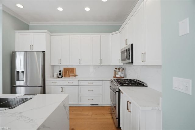 4520 Maiden LN, Norfolk, VA 23518