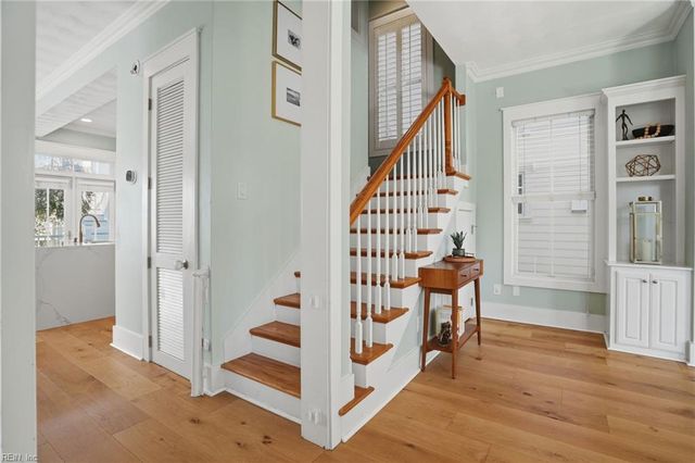 4520 Maiden LN, Norfolk, VA 23518