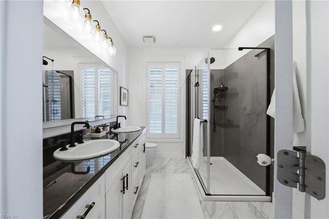 4520 Maiden LN, Norfolk, VA 23518