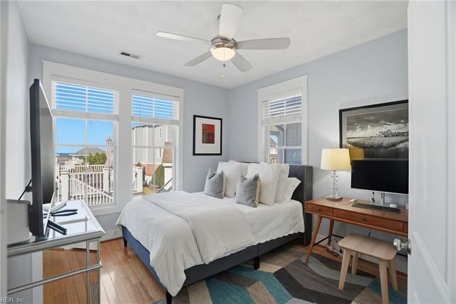 4520 Maiden LN, Norfolk, VA 23518