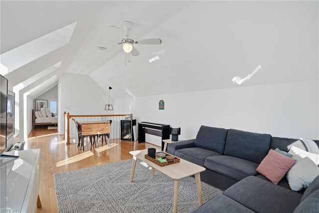 4520 Maiden LN, Norfolk, VA 23518