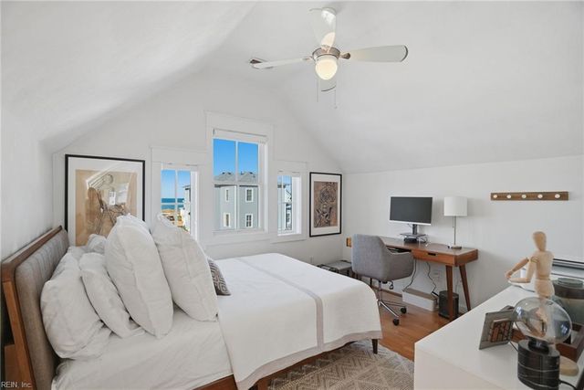 4520 Maiden LN, Norfolk, VA 23518