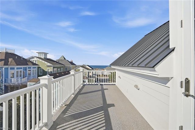 4520 Maiden LN, Norfolk, VA 23518