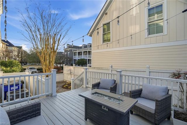 4520 Maiden LN, Norfolk, VA 23518