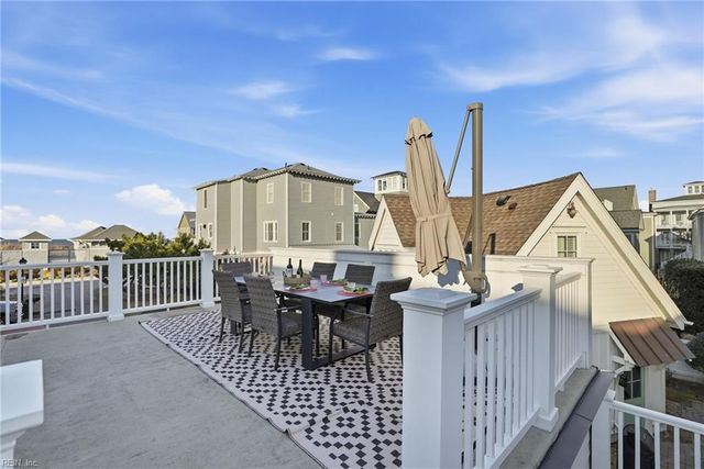 4520 Maiden LN, Norfolk, VA 23518