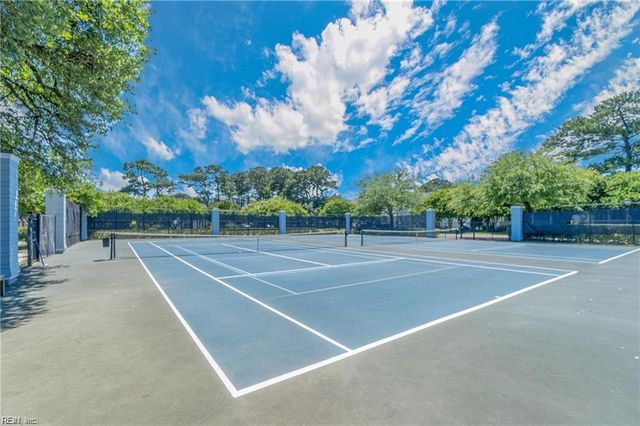 4520 Maiden LN, Norfolk, VA 23518