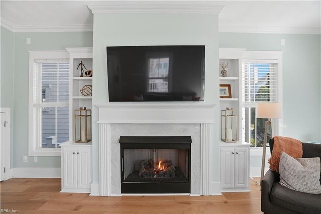 4520 Maiden LN, Norfolk, VA 23518