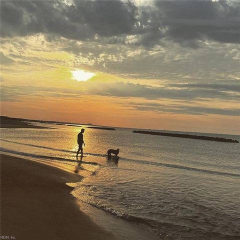 4520 Maiden LN, Norfolk, VA 23518