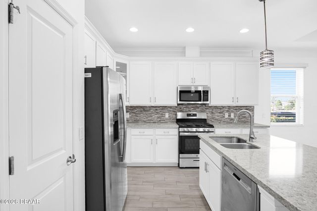 336 Coral Reef Way, Daytona Beach, FL 32124