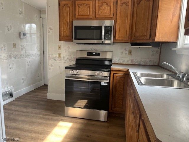 2877 Bailey Road, Cuyahoga Falls, OH 44221