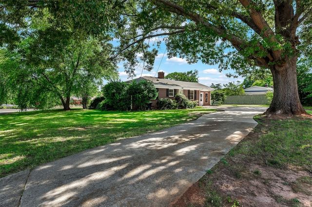 2700 Bellview Road, Anderson, SC 29621