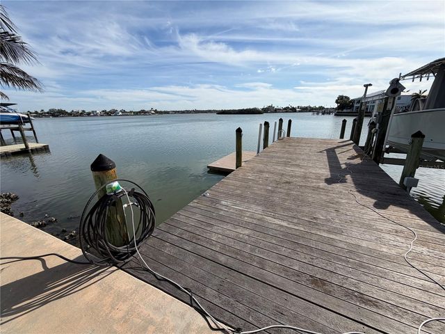 433 20TH AVENUE, Indian Rocks Beach, FL 33785