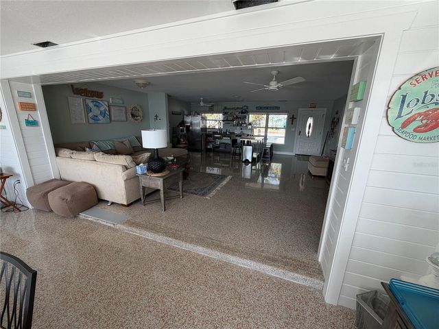 433 20TH AVENUE, Indian Rocks Beach, FL 33785
