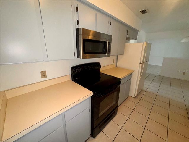 117 RED ROSE CIRCLE, Orlando, FL 32835