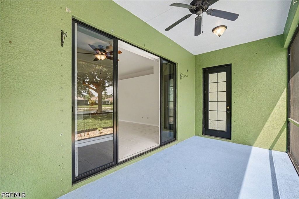 Image 21 of property listing at 2549 Deerfield Lake CT, Cape Coral, FL 33909
