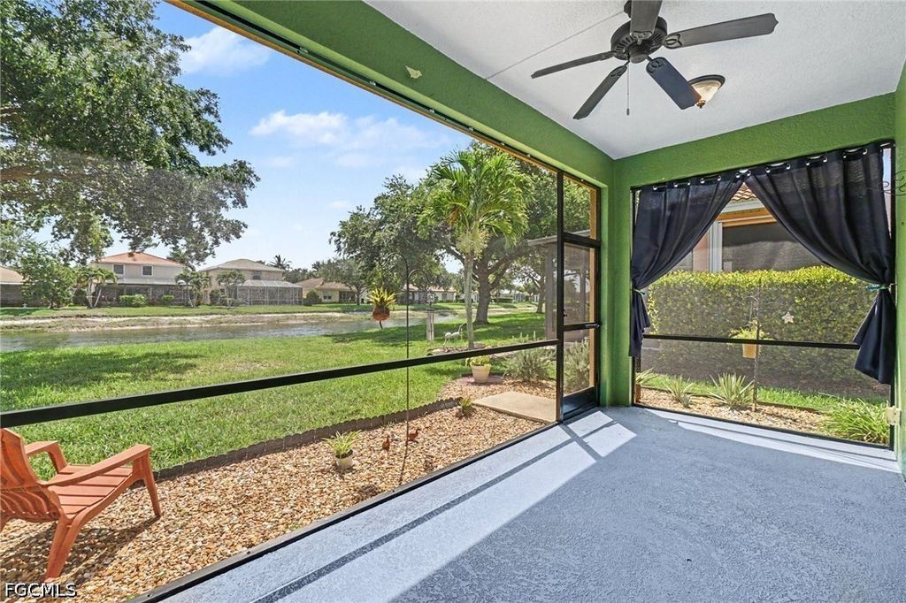 Image 23 of property listing at 2549 Deerfield Lake CT, Cape Coral, FL 33909