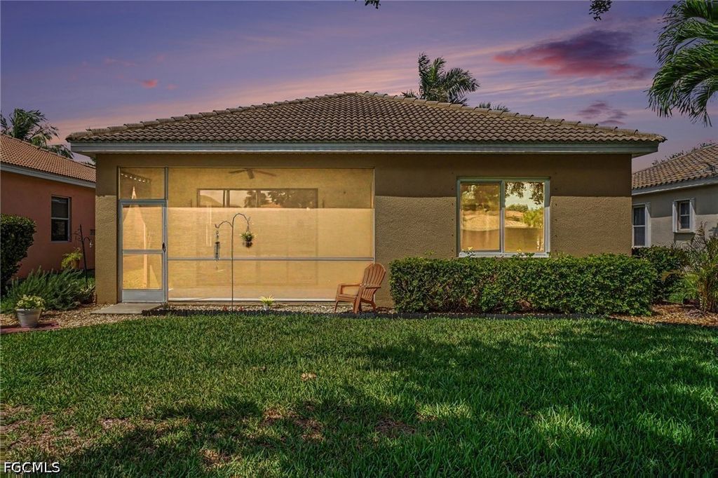 Image 26 of property listing at 2549 Deerfield Lake CT, Cape Coral, FL 33909