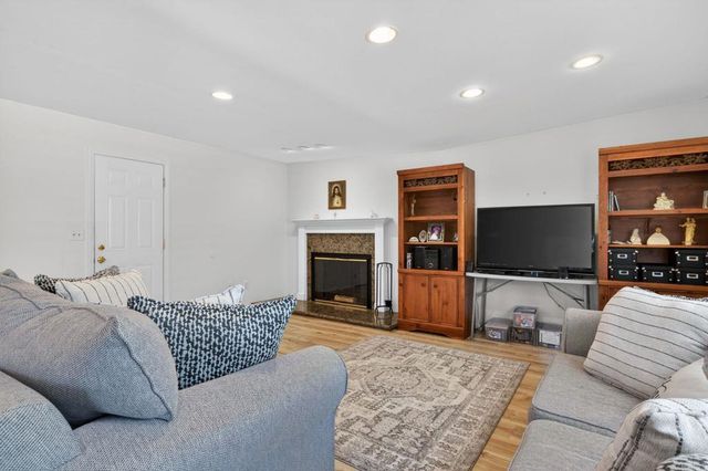7811 Golfcrest Dr., San Diego, CA 92119