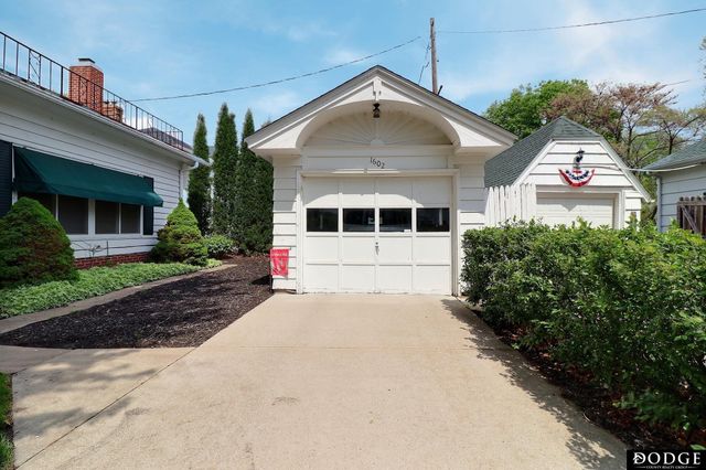 1602 N Nye Avenue, Fremont, NE 68025